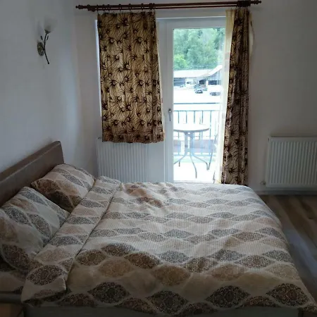 Casa Milos Si Fiul